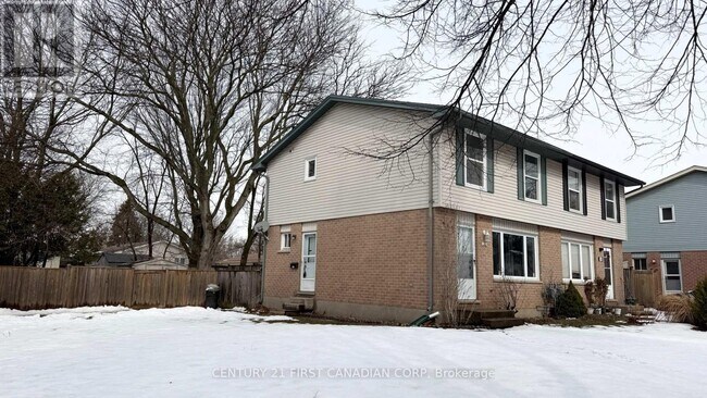 Photo - 212 Brunswick Crescent