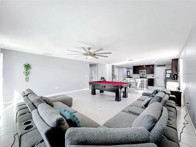 Photo - 744 Simone Ct