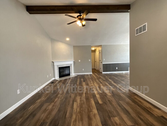 Photo - 346 Radcliff Rd