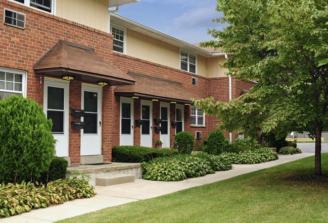 Photo - Gladmar Court