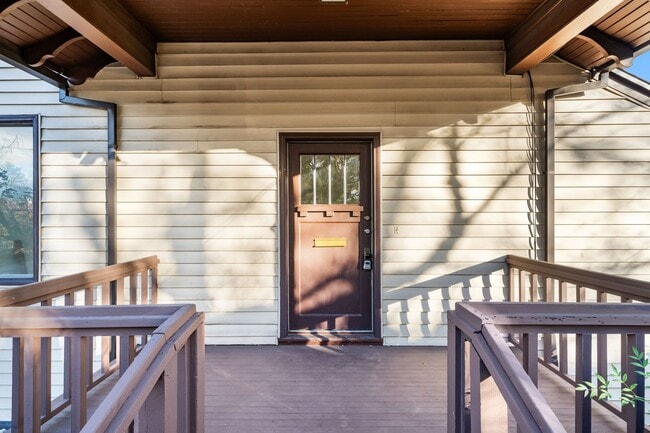 Photo - 7414 NE 6th Ave