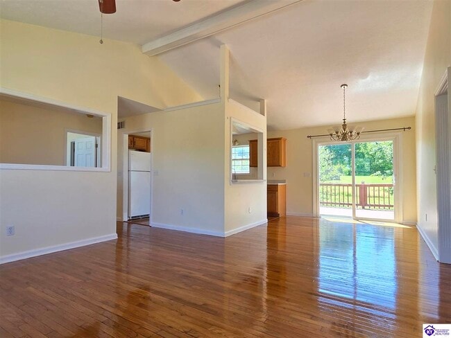 Photo - 140 Byerly Blvd
