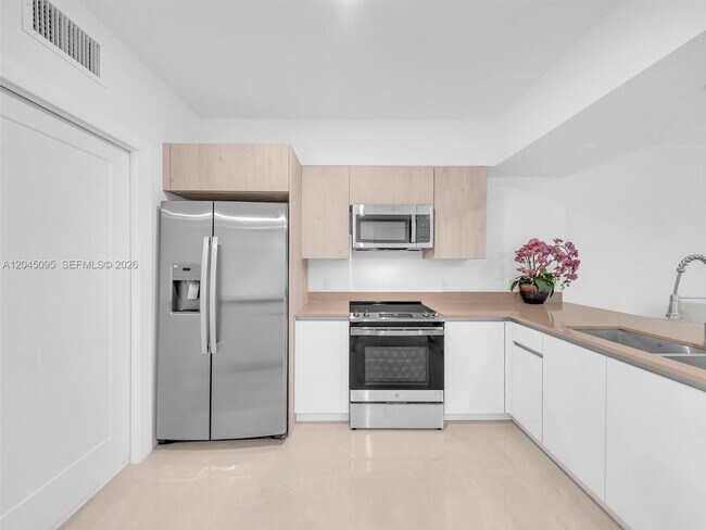 Photo - 5505 W Oak Wy