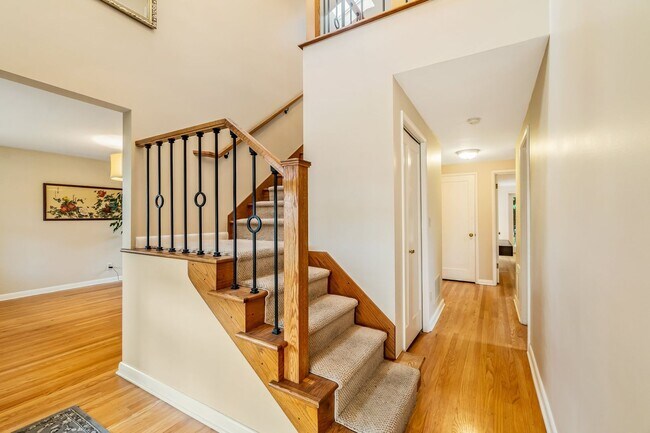 Photo - 5 Bedroom 4 Bathroom Magnolia Home w/ Views!