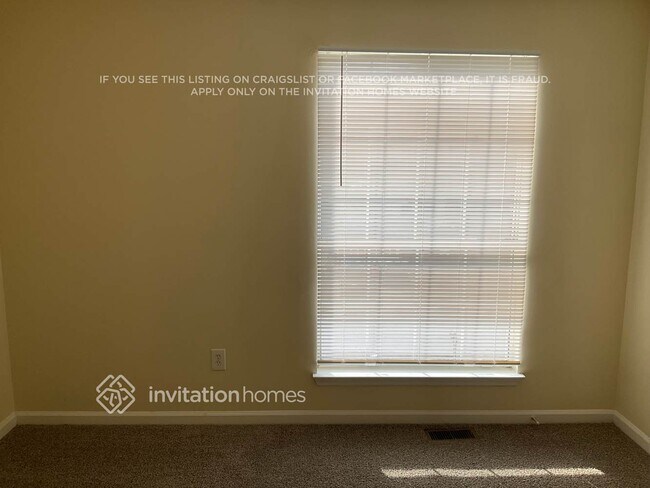 Photo - 2990 Trotters Pointe Dr