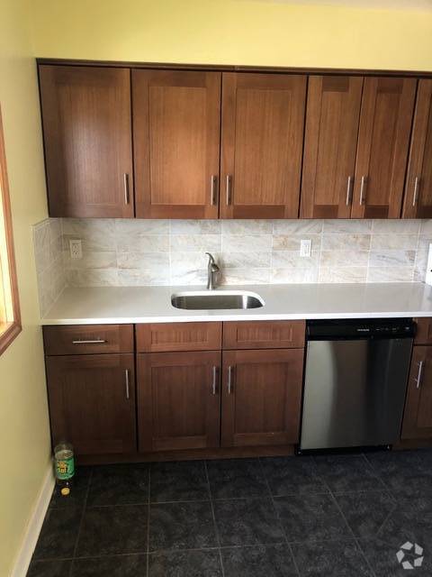 Building Photo - 1403 E 103rd St Unit #2 Rental
