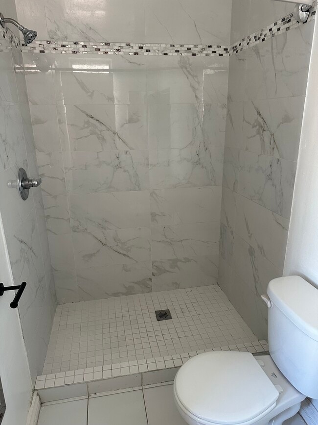 Photo - 10786 Missouri Ave