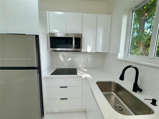 Photo - 421 NW 13th Ave Unidad B