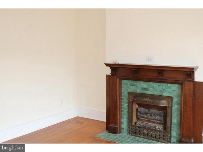 Photo - 5007 Pine St