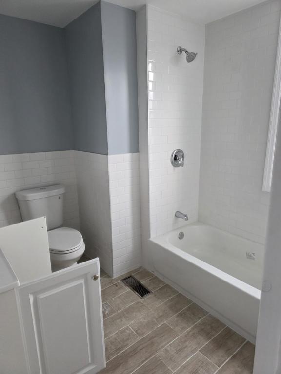 Photo - 128 Market St