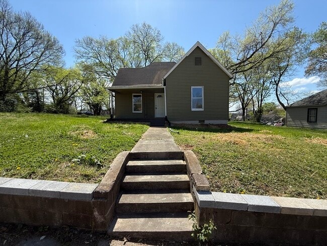 Photo - 1514 Jourolman Ave