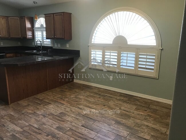 Photo - 42006 W Anne Ln