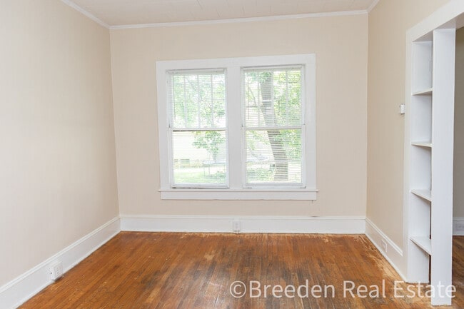 Photo - 427 N Green St