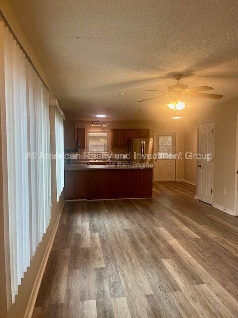 Photo - 104 Hydac Rd