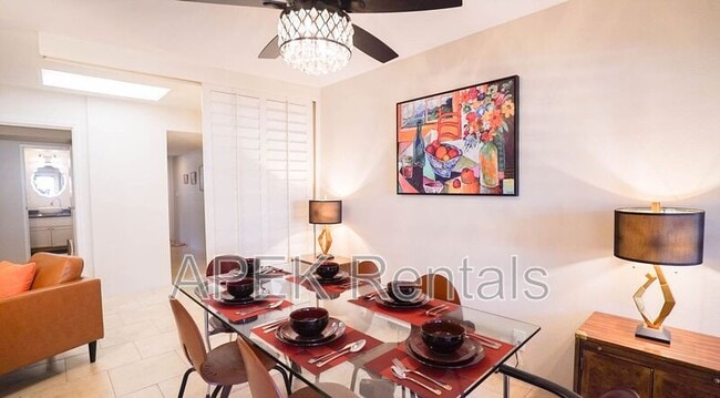 Photo - 5301 E Waverly Dr