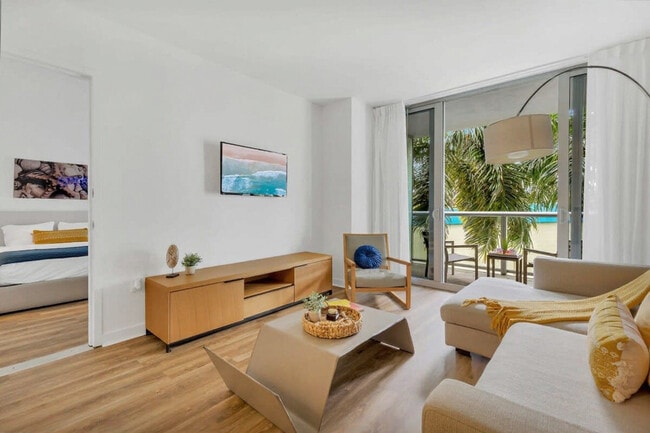 Photo - 2602 E Hallandale Beach Blvd Unidad SI ID1227292P