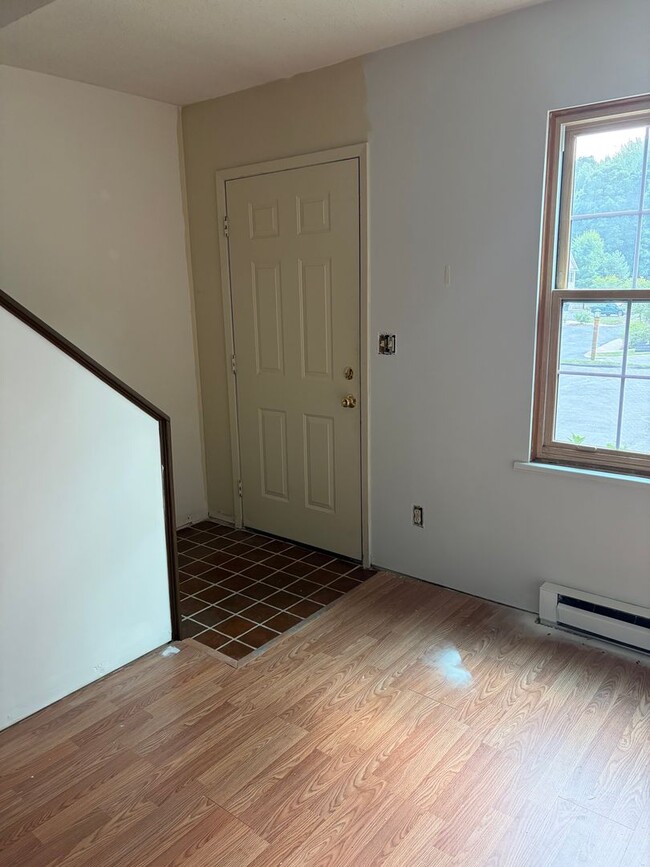Photo - 920 Galen Dr