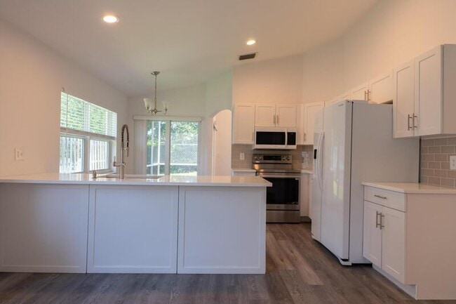Photo - 10651 Buttonwood Lake Dr
