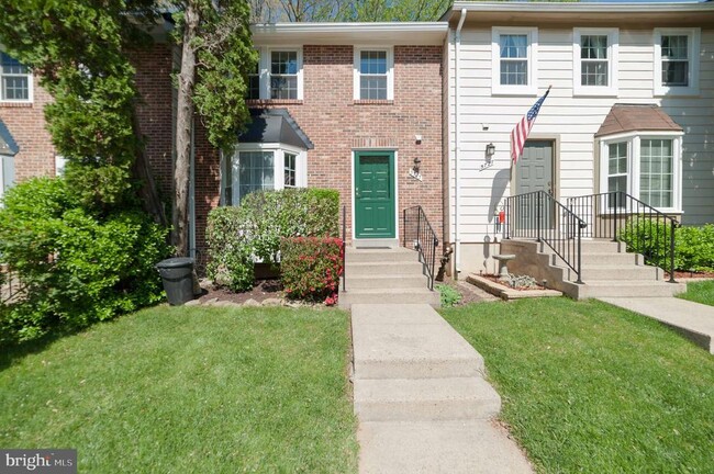 Photo - 5725 Walnut Wood Ln Townhome