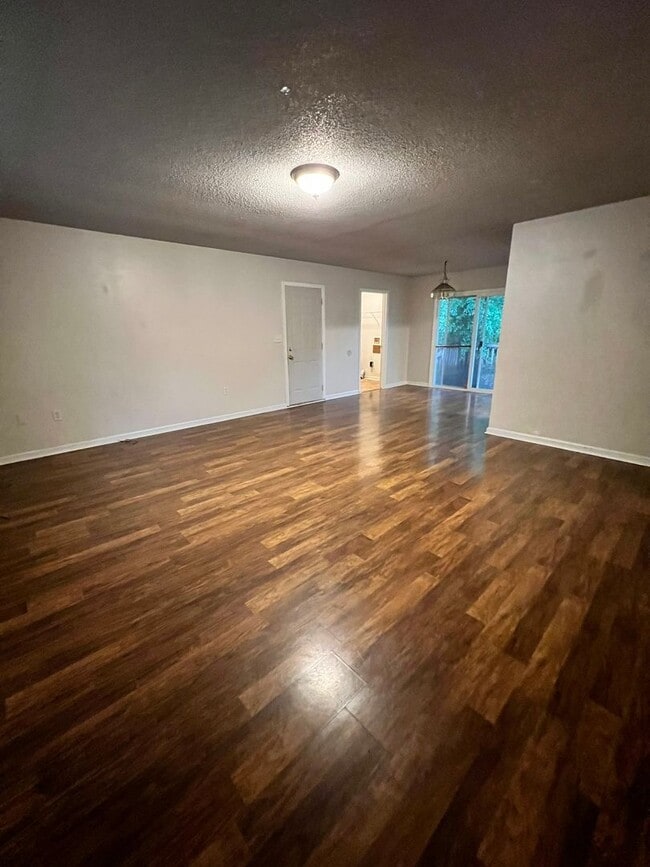 Photo - 3BD/ 2BA in Hidden Lake Subdivision