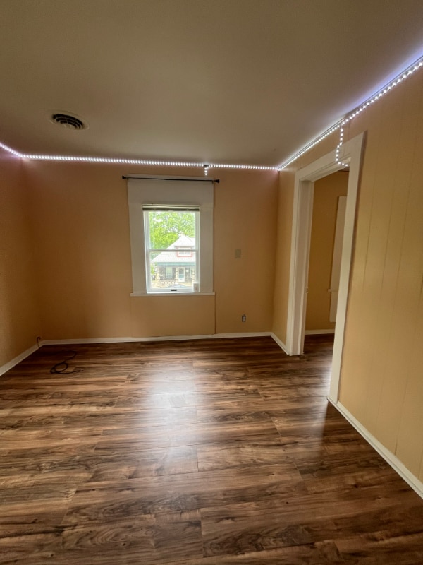 Photo - 19 Oakwood Ave Unit Upper