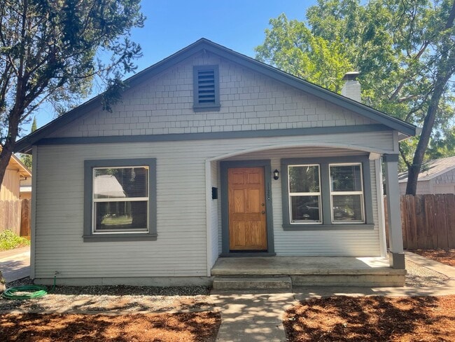 Photo - MASSIVE and Recently Renovated 3 Bed 2 Bath Home With Extra 1 Bed/Half Bath Bonus Cottage!