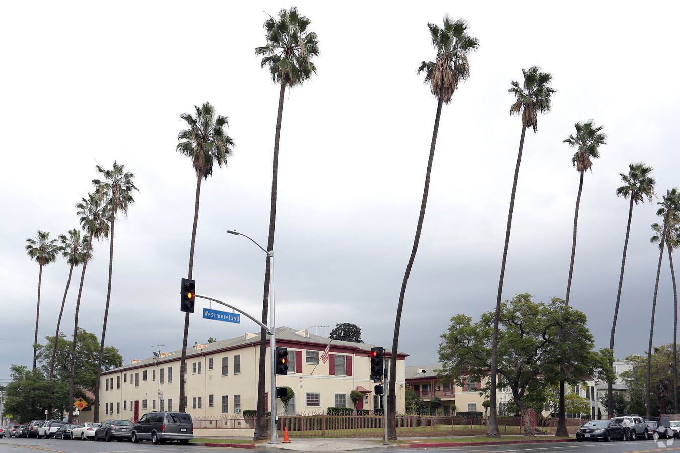 Photo - 1100 S Westmoreland Ave Apartments