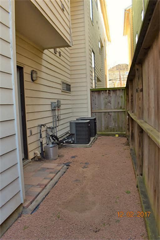 Photo - 4338 Spencer St
