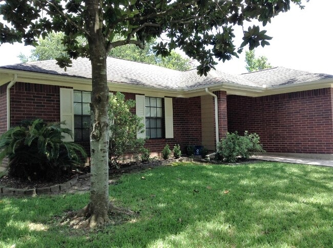 Photo - 509 Teal Dr