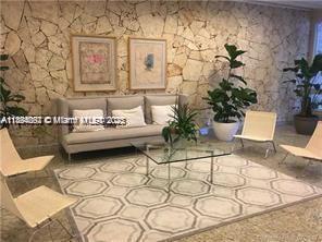 Photo - 780 NE 69th St Unidad 1706