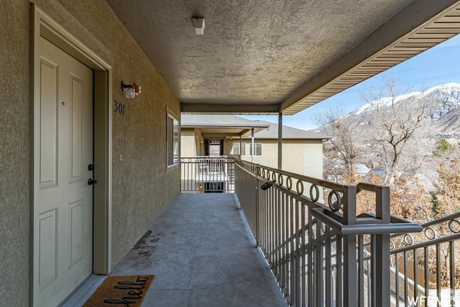 Building Photo - 67 E 200 N Unit 301 Rental