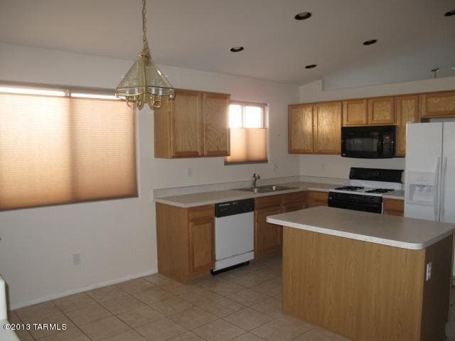 Photo - 570 W Faith Dawn Ct