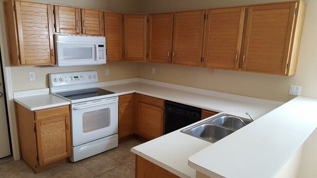 Photo - 3122 N 115th Ln