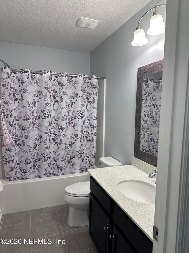 Photo - 352 Richmond Dr