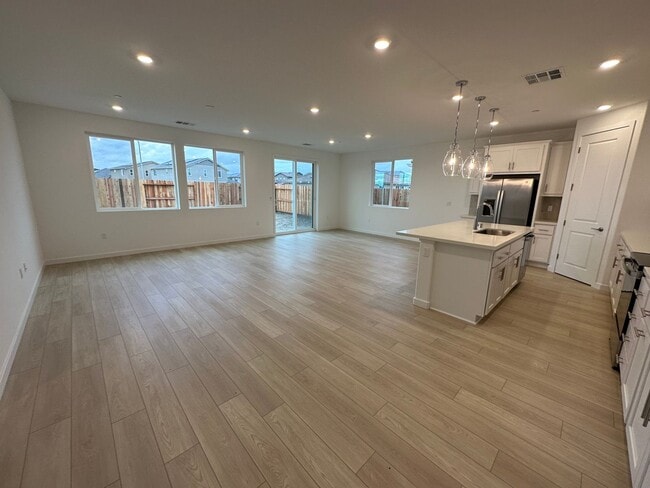 Photo - Beautiful 3 Bedroom, 2 Bath Manteca Home