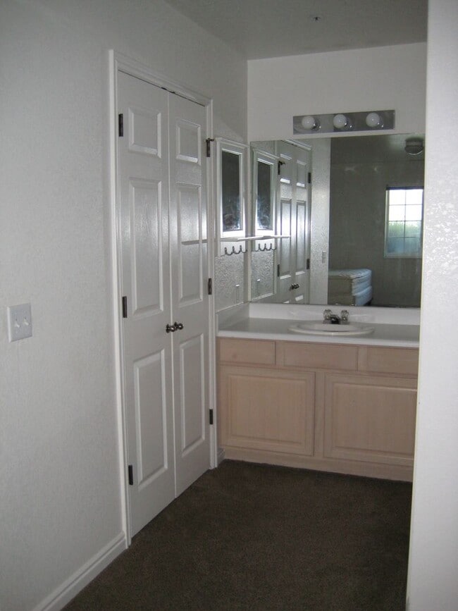 142 W 1230 N St Unit A