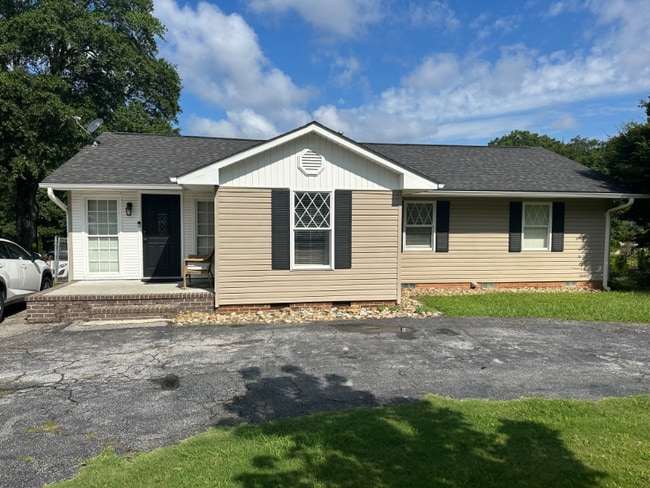 Building Photo - 228 Brookdale Ave