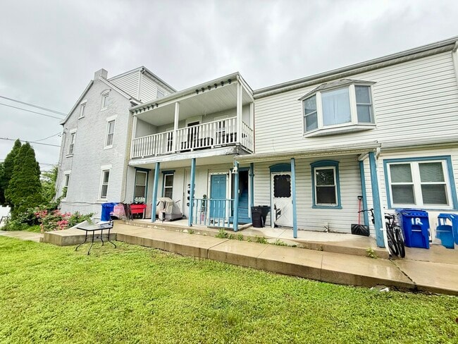 Photo - 3527 Kutztown Rd Unit #3 2ndFloor