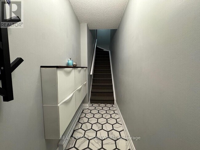 Photo - 3 Everson Dr