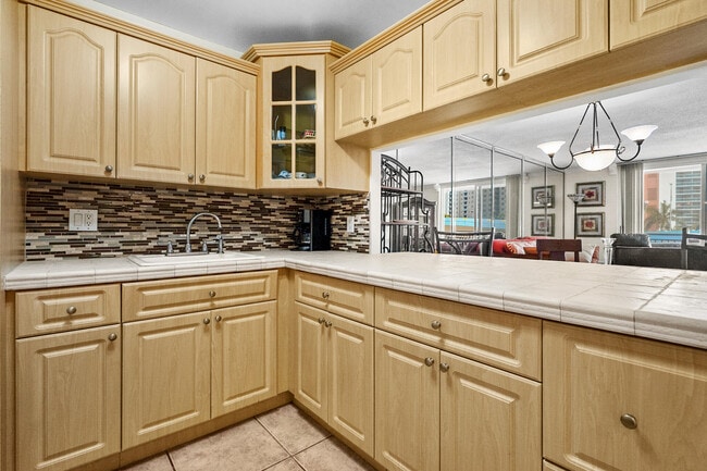 Photo - 1801 S Ocean Dr Unit 332