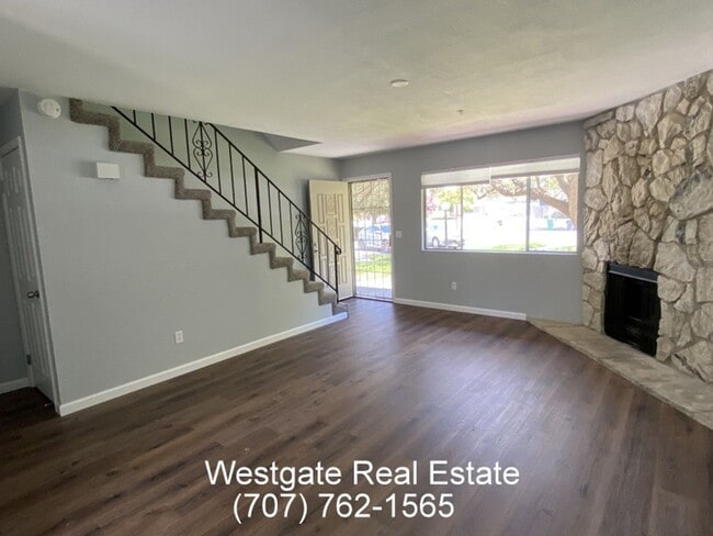 Photo - 1016 Eleanor Ave