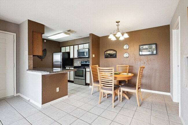 Photo - 18617 Egret Bay Blvd Unit 308