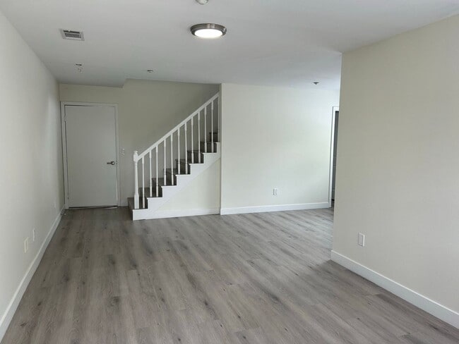 5382 Delong St Unit 5386