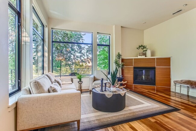 Photo - 2172 NW 16th Ave