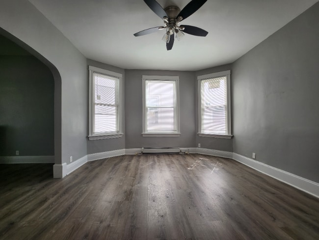 Photo - 392 W Hickory St Unit 1E