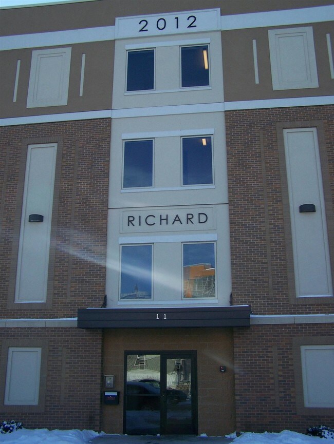 The Richard Apartments Rochester, MN