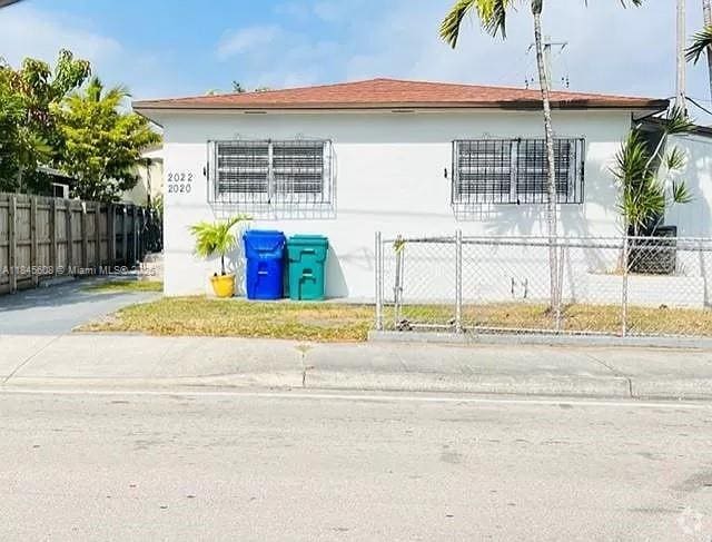 Building Photo - 2022 SW 17th Ave Unit 2022 Rental