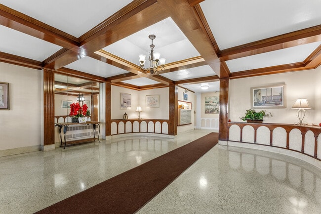 Photo - 30 Lenox Rd Unit 2