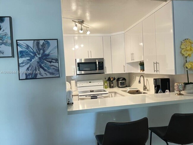 4132 NW 88th Ave Unit 105