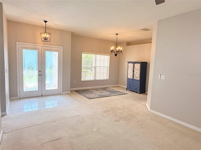Photo - 3010 Victoria Dr